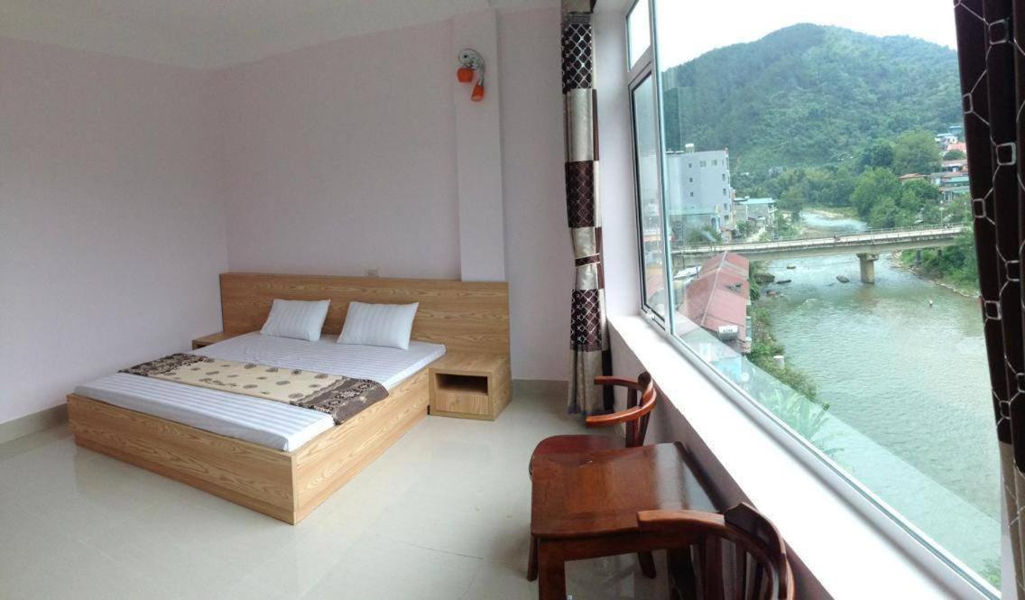 Quy Anh Hotel Bao Lac Town 外观 照片