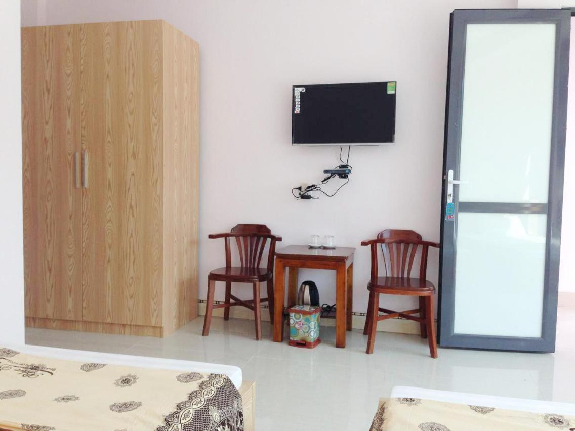 Quy Anh Hotel Bao Lac Town 外观 照片
